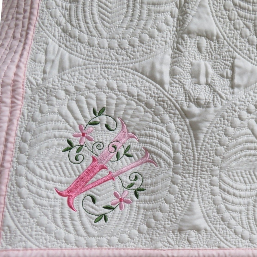Tiny Heirloom Stitchery Monogrammed 'V' Cotton Baby Quilt Pink White Scalloped